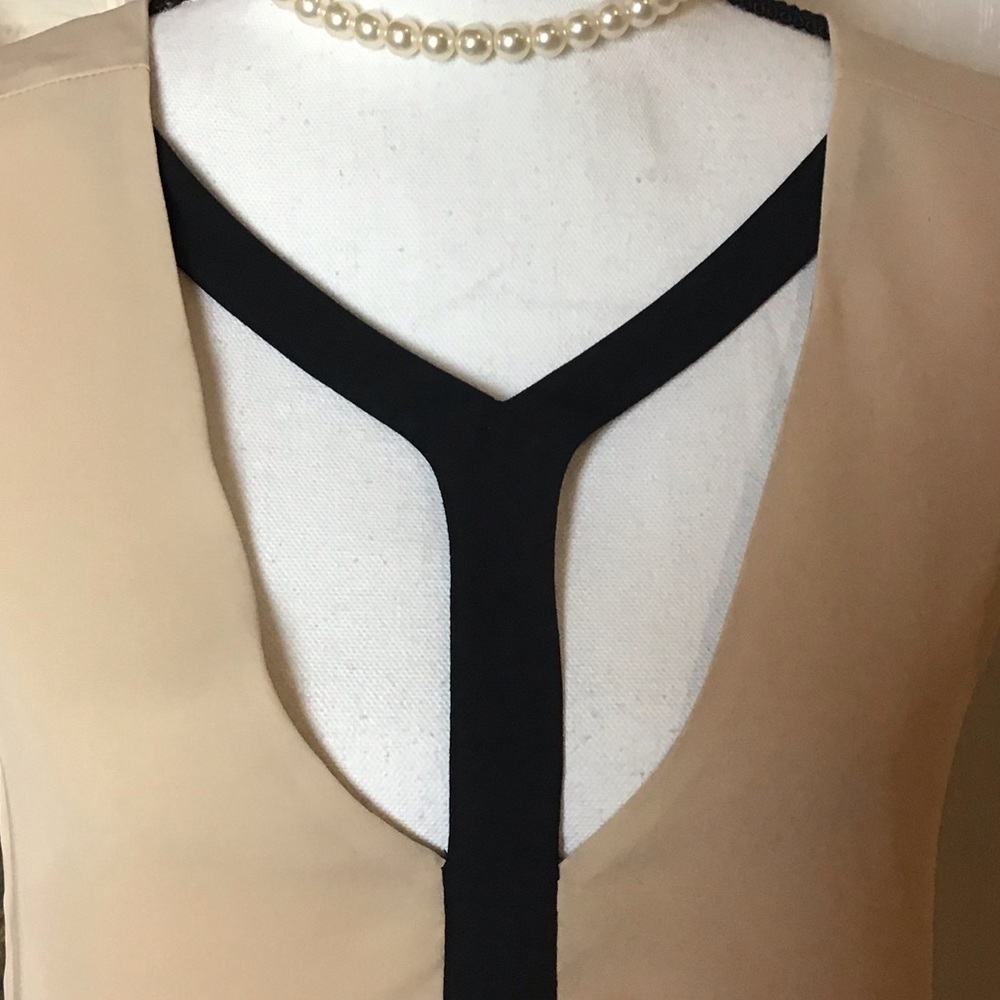 🔥HP🔥VENUS Sexy Sleeveless Brown & Black Top Size Small - Picture 3 of 7